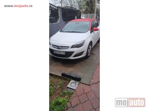 Glavna slika - Opel Astra J  - MojAuto