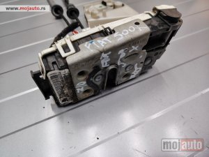 Glavna slika -  Fiat 500x brava zadnja desna elektronska Originalni delovi  Moguca ugradnja delova  Alfa Romeo 147-156-166-159-GT-MiTo-Giulietta Fiat bravo 2 - croma -grande punto -multipla 2 -punto 3 -stilo-idea Freemont Panda 3 500L 500 500x Lancia ypsilon-delta-musa-l - MojAuto