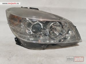 polovni delovi  248. Far desni Mercedes C klasa W204, 2006-2012.g. kat.br: A2048208461