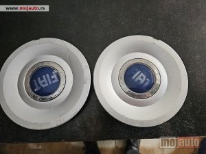 polovni delovi  Poklopci za AluFelne Fiat odlicni originalni