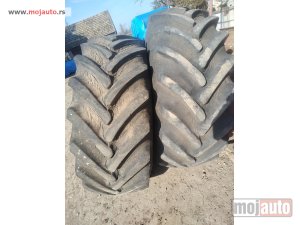 polovni delovi  Gume za kombajn 23.1 - 26