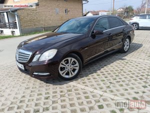 Glavna slika - Mercedes E 200 ODLIČAN   - MojAuto
