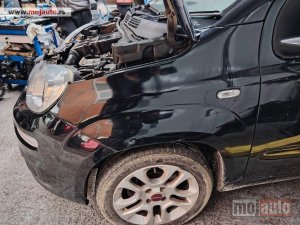 Glavna slika -  Fiat panda 3 levo krilo kod boje 601 Originalni delovi  Moguca ugradnja delova  Alfa Romeo 147-156-166-159-GT-MiTo-Giulietta Fiat bravo 2 - croma -grande punto -multipla 2 -punto 3 -stilo-idea Freemont Panda 3 500L 500 500x Lancia ypsilon-delta-musa-lybra - MojAuto