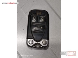 Glavna slika -  Alfa Romeo 159 kljuc Originalni delovi  Moguca ugradnja delova  Alfa Romeo 147-156-166-159-GT-MiTo-Giulietta Fiat bravo 2 - croma -grande punto -multipla 2 -punto 3 -stilo-idea Freemont Panda 3 500L 500 500x Lancia ypsilon-delta-musa-lybra Volkswagen Golf - MojAuto