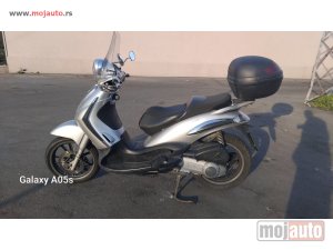 Glavna slika - Piaggio Beverly Tourer - MojAuto