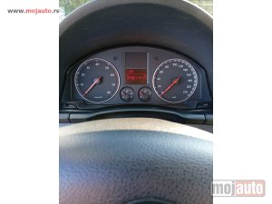 Glavna slika - VW Golf 5   - MojAuto