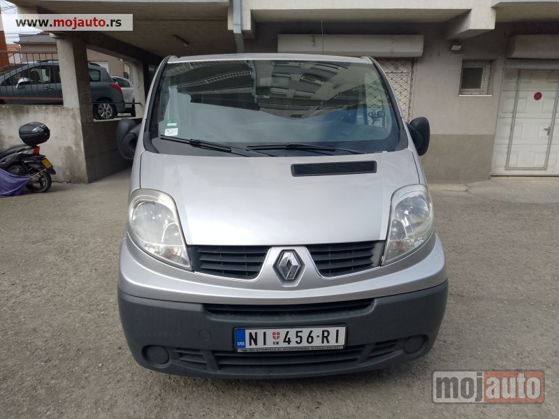 Glavna slika - Renault Trafic - MojAuto