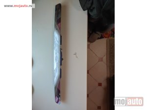 Glavna slika -  Hromirana lajsna i gornja brava za peta vrata gepek za Mercedes B 200 - MojAuto