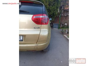 Glavna slika - Citroen C4   - MojAuto