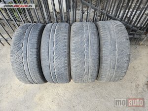 polovni delovi  245-45-18 Michelin odlicne povoljno