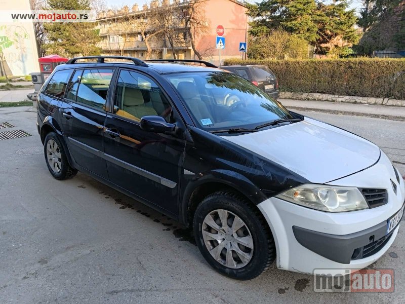 Glavna slika - Renault Megane   - MojAuto