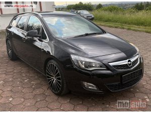 Glavna slika - Opel Astra J  - MojAuto