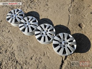 Glavna slika -  AluFelne 14Coli 4x100 Toyota kao nove odlicne - MojAuto
