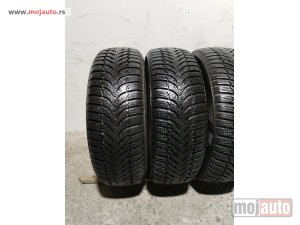 polovni delovi  3692. Gume KUMHO 15-ice, ZIMSKE 195/65, Šara 7,5 mm, DOT 2521