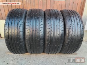 polovni delovi  3048. Gume FALKEN 16-ice, LETNJE 215/60, Šara 5,5 mm