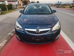 Glavna slika - Opel Astra J 1.4 Turbo CH  - MojAuto