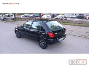 Glavna slika - Ford Fiesta 1.3  - MojAuto