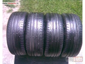 polovni delovi  215/45R17 91Y BRIDGESTONE TURANZA T001