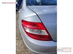 Glavna slika -  Levo stop svetlo za Mercedes C klasu W204 - MojAuto