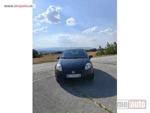 Glavna slika - Fiat Grande Punto 1.4 8V  - MojAuto