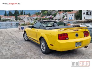 Glavna slika - Ford Mustang V6  - MojAuto