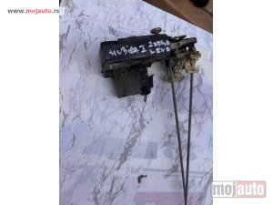 Glavna slika -  Daewoo Nubira 1 unutrasnja brava zadnjih levih vrata - MojAuto