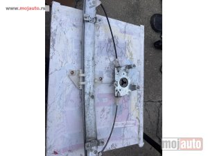 Glavna slika -  Daewoo Nubira 1 elektricni podizac stakla zadnja leva vrata - MojAuto