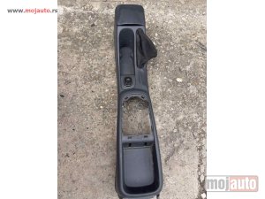 Glavna slika -  Daewoo Nubira 1 donja konzola - MojAuto