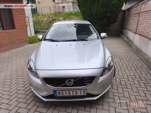 Glavna slika - Volvo V40 2.0 D D2  - MojAuto
