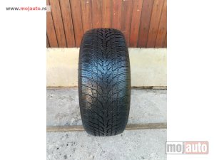 polovni delovi  3729. Guma NOKIAN 16-ica, ZIMSKA 205/55, Šara 5.8 mm, DOT 2620