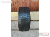 polovni delovi  3728. Guma BRIDGESTONE 18-ica, ZIMSKA 225/45, Šara 5.3 mm, DOT 4721