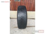 polovni delovi  3742. Guma NOKIAN 16-ica, ZIMSKA 215/70, Šara 6.9 mm, DOT 3120
