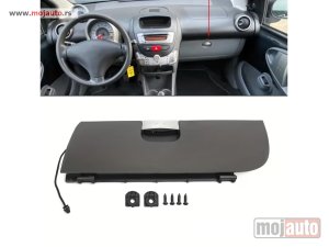 Glavna slika -  Poklopac vratanca pretinca pregrade suvozaca Citroen C1 05-14 - MojAuto