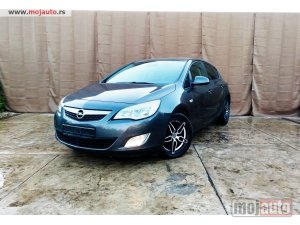 Glavna slika - Opel Astra 1.3 CDTI-servis  - MojAuto