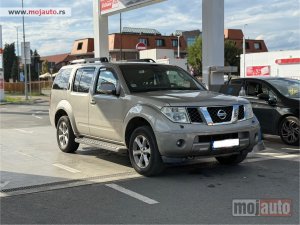 Glavna slika - Nissan Pathfinder 2.5 dCi 4x4 7 sedišta  - MojAuto
