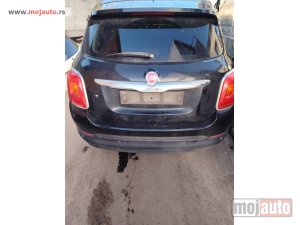 Glavna slika -  Fiat 500x gepek vrata - peta vrata kod boje 601 Originalni delovi  Moguca ugradnja delova  Alfa Romeo 147-156-166-159-GT-MiTo-Giulietta Fiat bravo 2 - croma -grande punto -multipla 2 -punto 3 -stilo-idea Freemont Panda 3 500L 500 500x Lancia ypsilon-delta - MojAuto