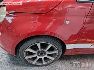 polovni delovi  Fiat 500 levo krilo kod boje 111/a Originalni delovi  Moguca ugradnja delova  Alfa Romeo 147-156-166-159-GT-MiTo-Giulietta Fiat bravo 2 - croma -grande punto -multipla 2 -punto 3 -stilo-idea Freemont Panda 3 500L 500 500x Lancia ypsilon-delta-musa-lybra V
