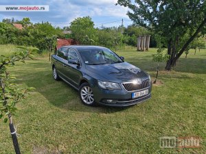 Glavna slika - Škoda Superb 1,6tdi Ambition  - MojAuto