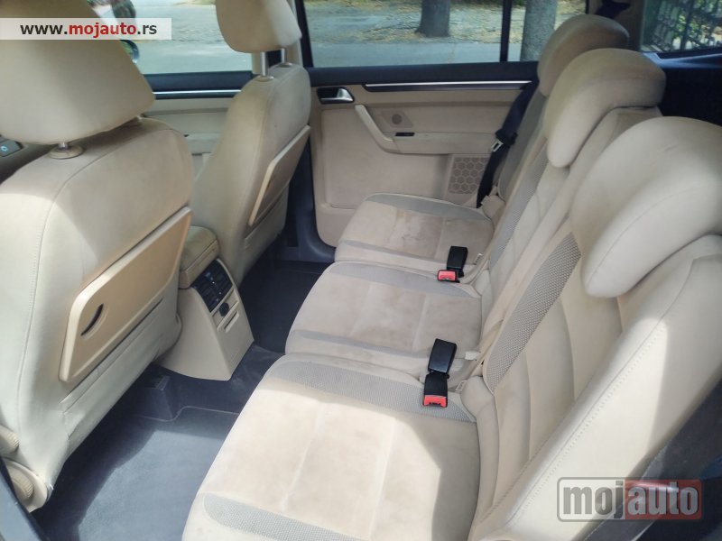 Glavna slika - VW Touran 1.2 tsi blue motion  - MojAuto