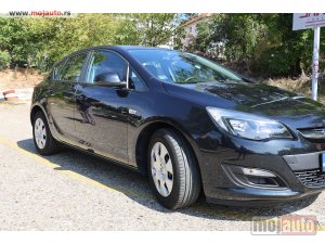 Glavna slika - Opel Astra J  - MojAuto