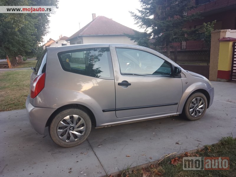 Glavna slika - Citroen C2   - MojAuto