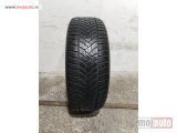 polovni delovi  3788. Guma DUNLOP 16-ica, ZIMSKA 215/60, Šara 4.5 mm, DOT 3521